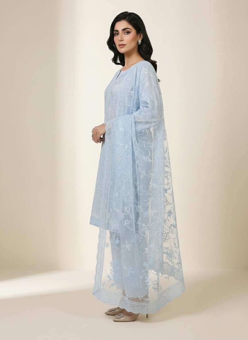 Zaraiz Luxury Light blue lawn with embroidery 3pcs