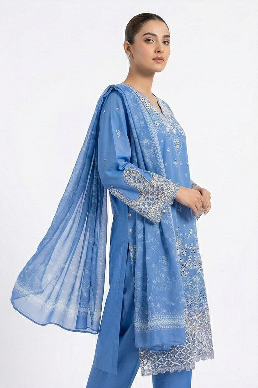 Zaraiz Luxury Bright blue embroidered with cut work 3pcs